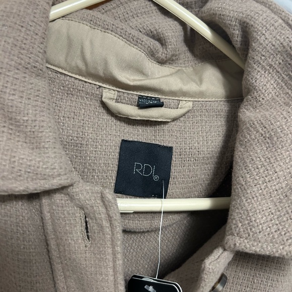 Jacket - Picture 3 of 6